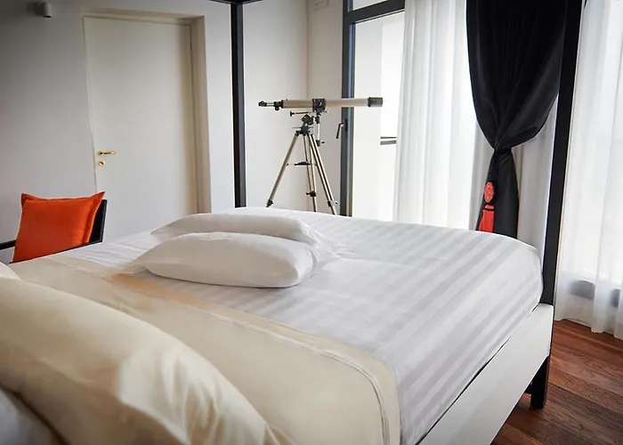 Hotel Idea 18 Boutique